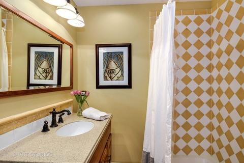 108 E Hillside Ave, Barrington, IL 60010 photo 10