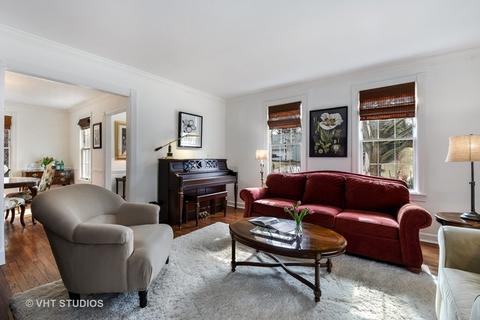 108 E Hillside Ave, Barrington, IL 60010 photo 3