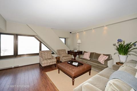 175 E Delaware Pl #6204, Chicago, IL 60611 photo 2