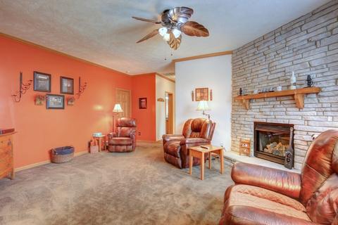 408 E Main St, Camargo, IL 61919 photo 14