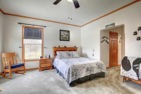 408 E Main St, Camargo, IL 61919 photo 17