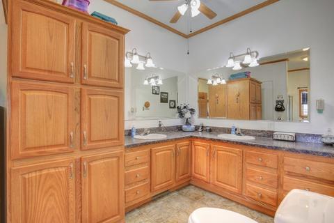 408 E Main St, Camargo, IL 61919 photo 19