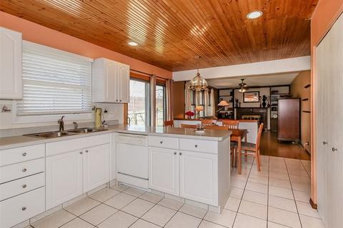 1166 Lexington Dr, Bartlett, IL 60103 photo 10