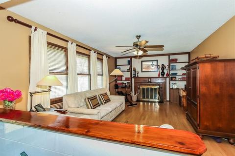 1166 Lexington Dr, Bartlett, IL 60103 photo 13
