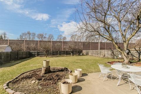 1166 Lexington Dr, Bartlett, IL 60103 photo 25