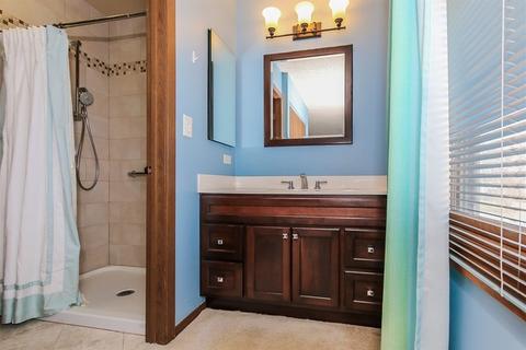 1166 Lexington Dr, Bartlett, IL 60103 photo 19