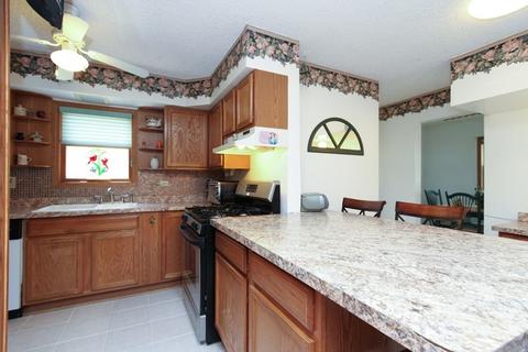 718 S Riverside Dr, Mchenry, IL 60050 photo 8
