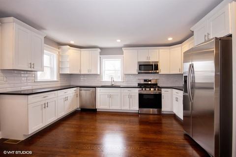 8063 S Spaulding Ave, Chicago, IL 60652 photo 4