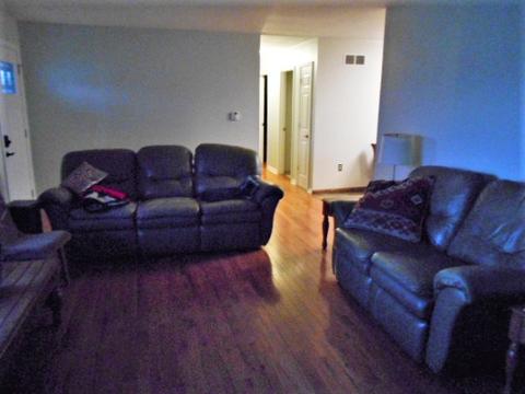 3021 7th St, Peru, IL 61354 photo 5