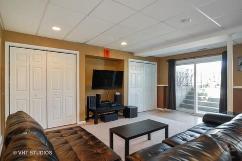 1076 E 4th St, Aurora, IL 60502 photo 20