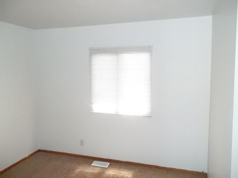 700 Darcy Ln, Griffith, IN 46319 photo 10