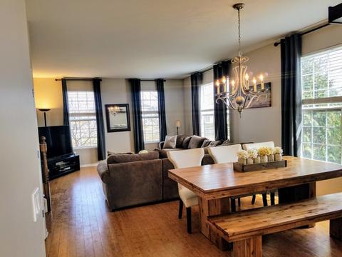 200 Comstock Dr, Elgin, IL 60124 photo 8