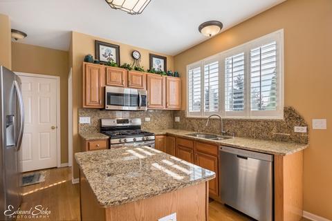 2009 Olde Mill Ln, Mchenry, IL 60050 photo 5