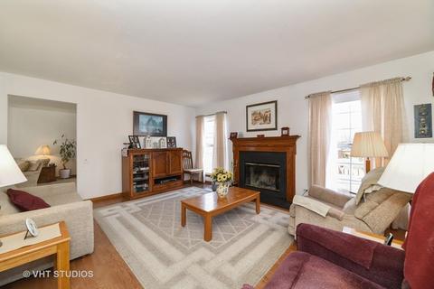 860 Baltusrol Dr, Elgin, IL 60123 photo 6