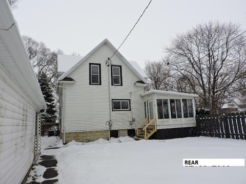 300 E South St, Dwight, IL 60420 photo 4