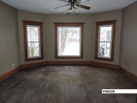 300 E South St, Dwight, IL 60420 photo 9