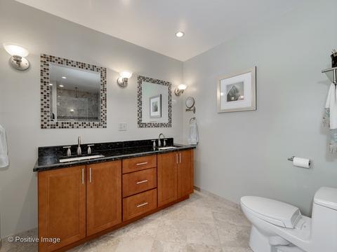 157 Chaucer Ct, Willowbrook, IL 60527 photo 16