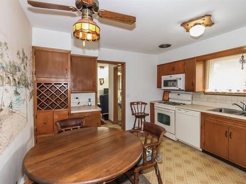 3 E Stonegate Dr, Prospect Heights, IL 60070 photo 8