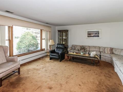 3 E Stonegate Dr, Prospect Heights, IL 60070 photo 3