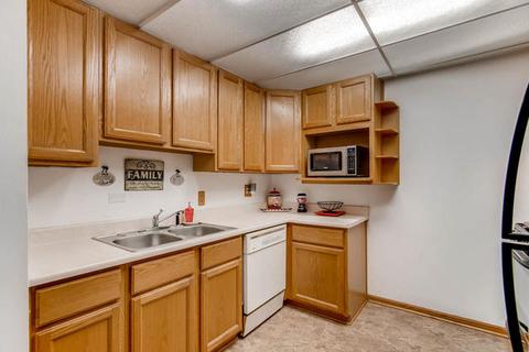 114 E Bailey Rd #G, Naperville, IL 60565 photo 3