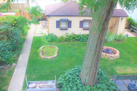 3129 Harrison Ave, Brookfield, IL 60513 photo 17