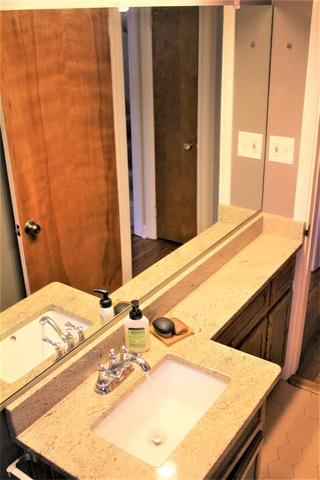 3129 Harrison Ave, Brookfield, IL 60513 photo 11