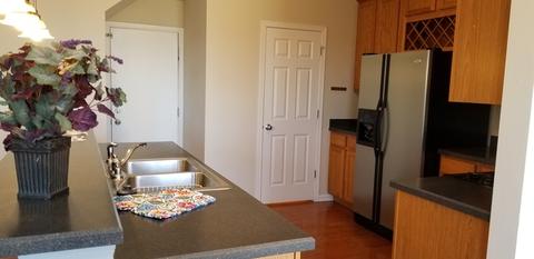 1463 Millbrook Dr, Algonquin, IL 60102 photo 2