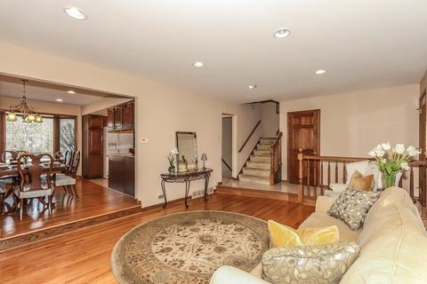 548 Hawthorne Ave, Bartlett, IL 60103 photo 7