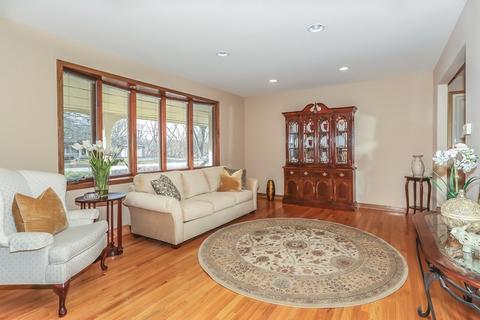 548 Hawthorne Ave, Bartlett, IL 60103 photo 8