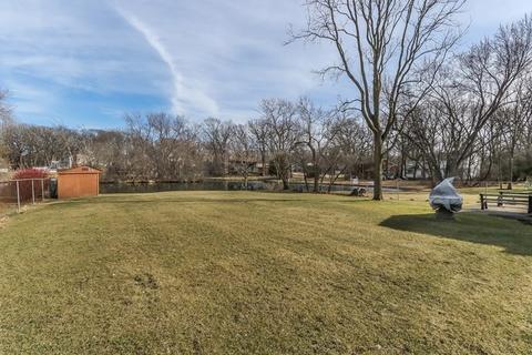 548 Hawthorne Ave, Bartlett, IL 60103 photo 4
