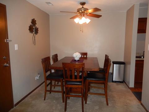 1464 Stonebridge Cir #E10, Wheaton, IL 60187 photo 4