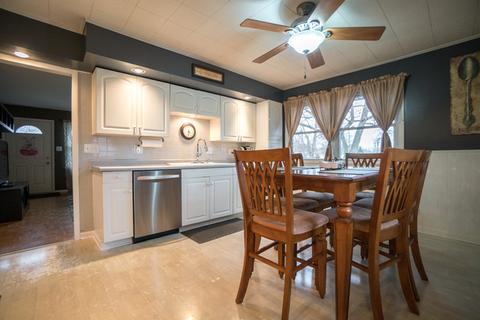 15100 Ridgeway Ave, Midlothian, IL 60445 photo 8