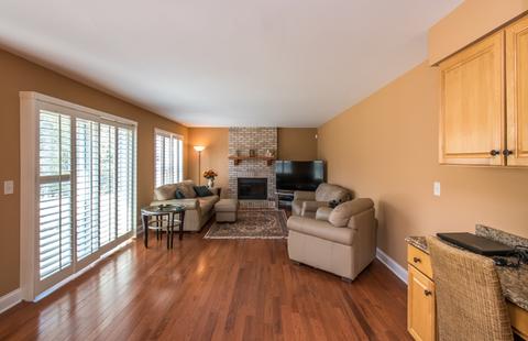 1530 Derby Ln, Bartlett, IL 60103 photo 7