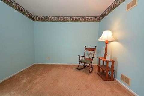 285 Frederick Ct, Hoffman Estates, IL 60169 photo 22