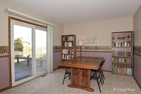 610 N Airlite St, Elgin, IL 60123 photo 7
