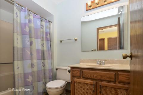 610 N Airlite St, Elgin, IL 60123 photo 14