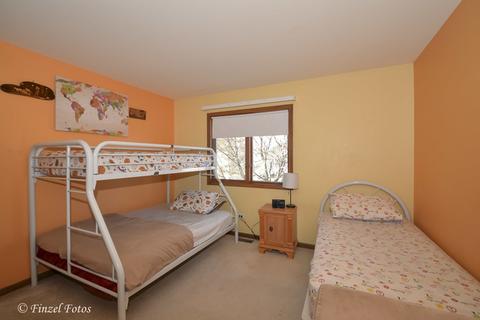 610 N Airlite St, Elgin, IL 60123 photo 13