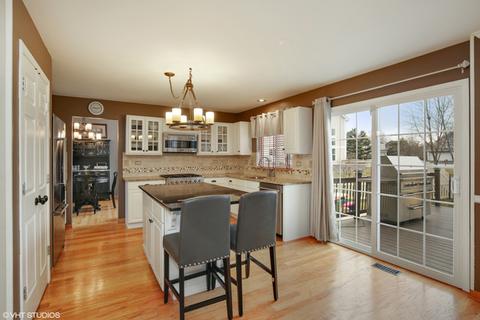 1362 Branden Ln, Bartlett, IL 60103 photo 8