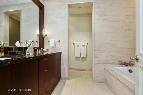 159 E Walton Pl #13D, Chicago, IL 60611 photo 10