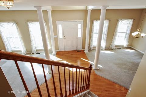 4808 Joyce Ln, Mchenry, IL 60050 photo 2