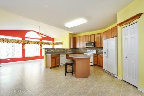 4808 Joyce Ln, Mchenry, IL 60050 photo 6