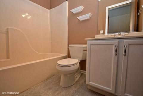 4208 Rivertowne Ct, Plainfield, IL 60586 photo 16