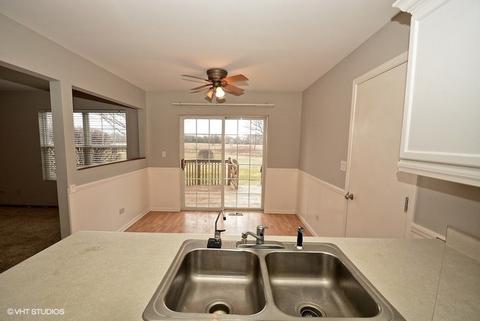 4208 Rivertowne Ct, Plainfield, IL 60586 photo 8