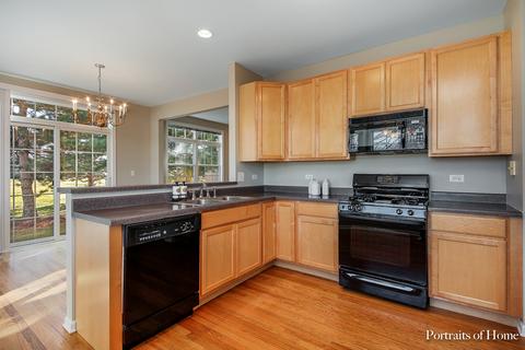 1740 Pershing Ave, Wheaton, IL 60189 photo 6