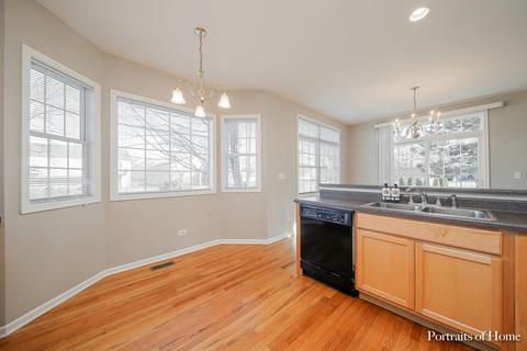 1740 Pershing Ave, Wheaton, IL 60189 photo 8