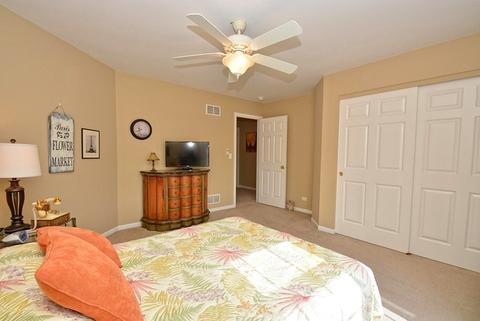 1020 Par Dr, Algonquin, IL 60102 photo 18