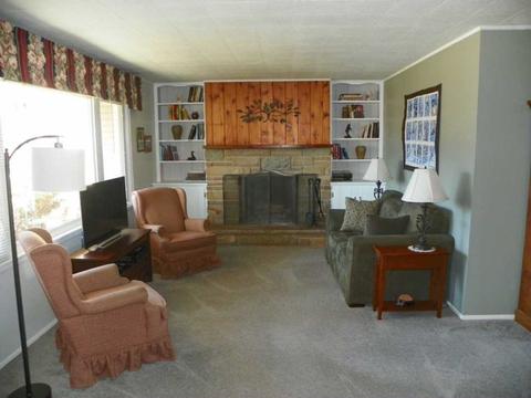 2001 Paddock Ct, Wheaton, IL 60187 photo 2