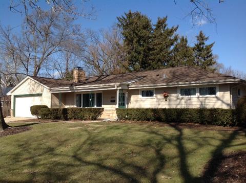 2001 Paddock Ct, Wheaton, IL 60187 photo 1