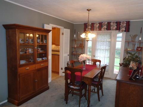 2001 Paddock Ct, Wheaton, IL 60187 photo 4