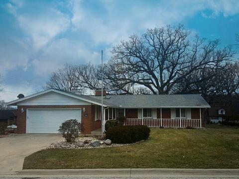 2449 Circle Dr, Ottawa, IL 61350 photo 1